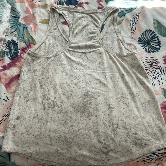 Lululemon love tank top - Picture 1 of 3